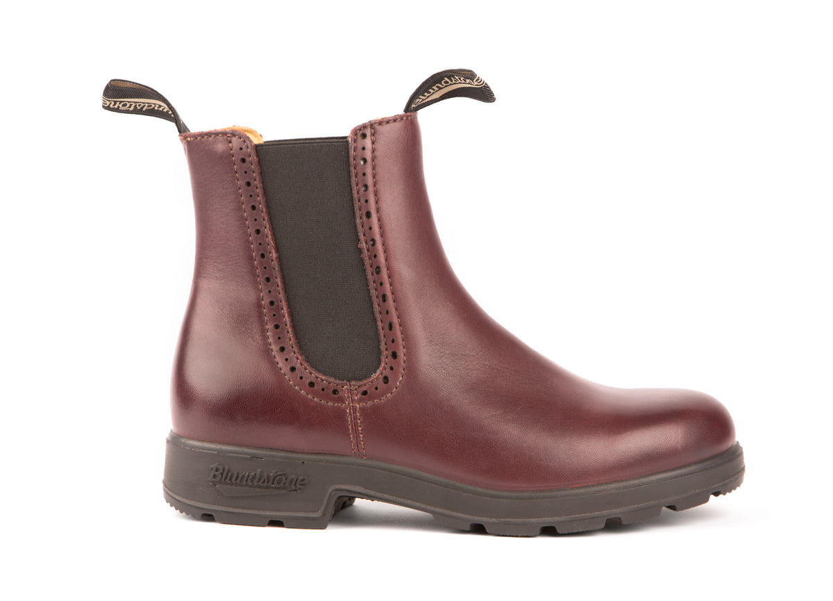 Burgundy blundstones hotsell