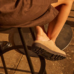 Load image into Gallery viewer, Blundstone Unisex Aerocork Clog 2692 Sand Suede
