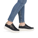 Load image into Gallery viewer, Remonte Ladies D1C11-03 Black

